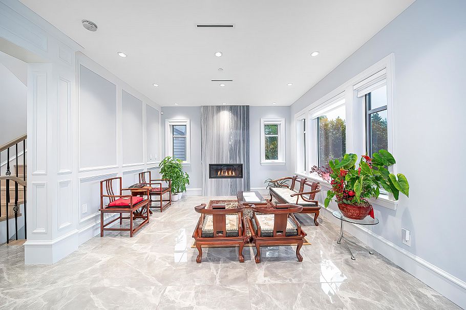 1 4085 W 41st Avenue Vancouver, BC - 2