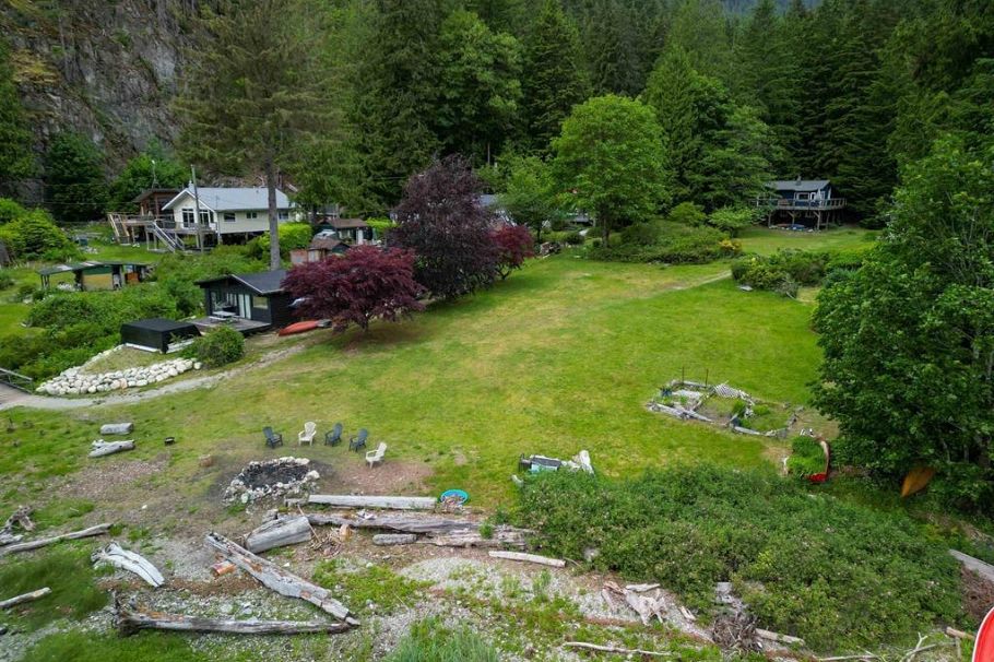 22 Brighton Beach North Vancouver, BC - 10