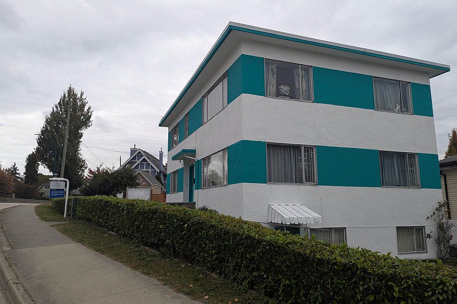 2984 Clark Drive Vancouver, BC - 2