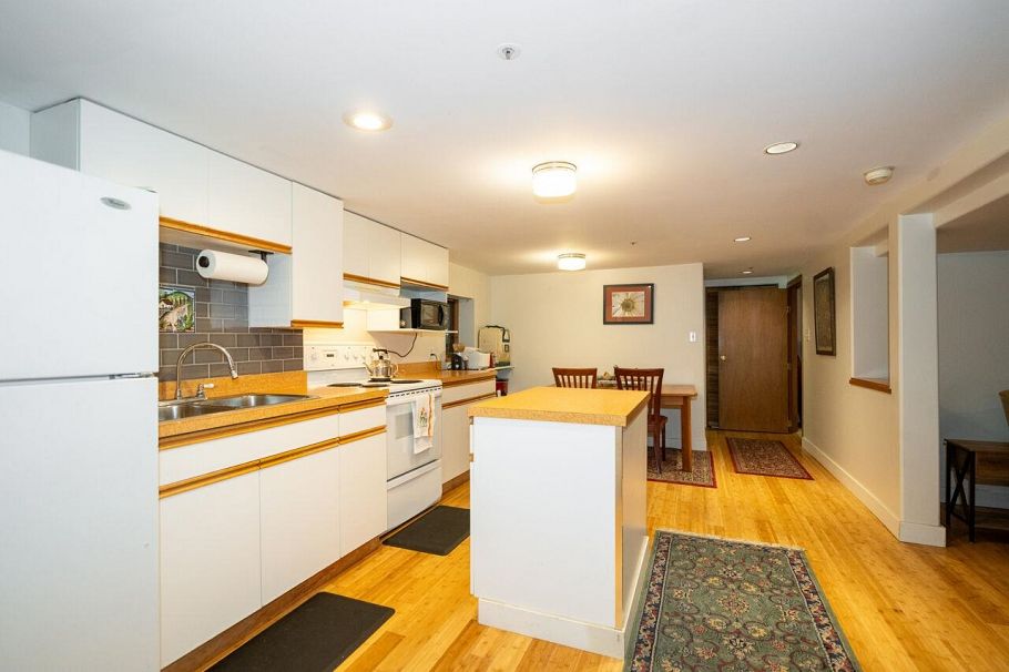 2659 Oxford Street Vancouver, BC - 29