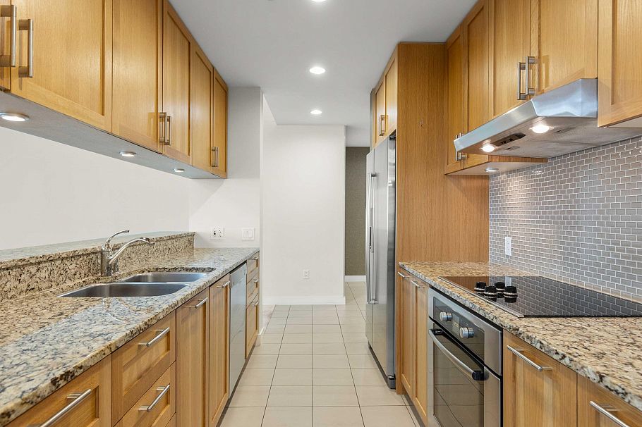 307 3382 Wesbrook Mall Vancouver, BC - 7