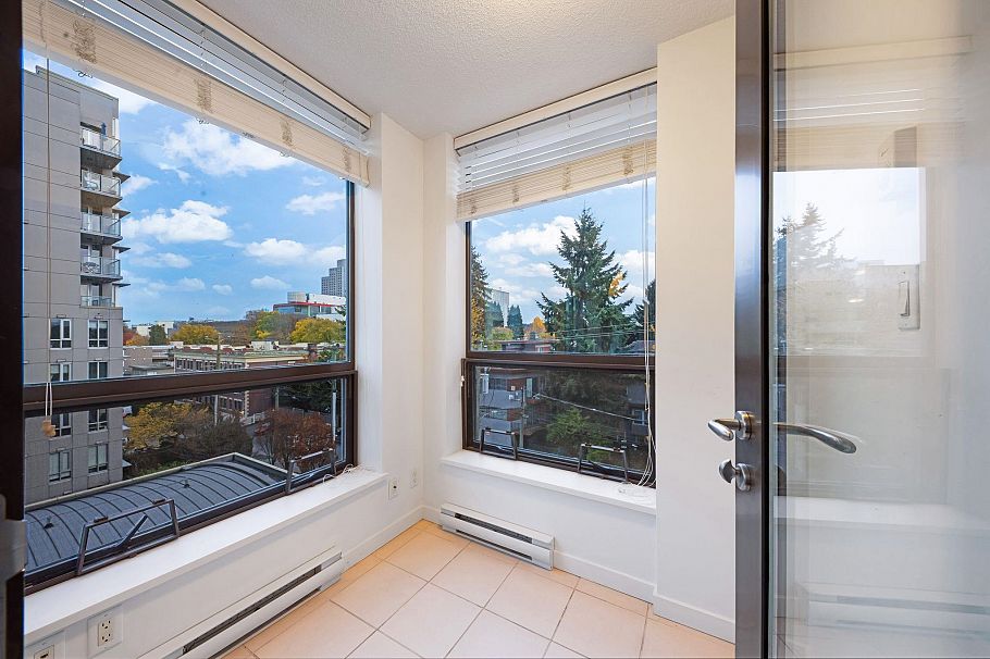 701 1068 W Broadway Vancouver, BC - 11