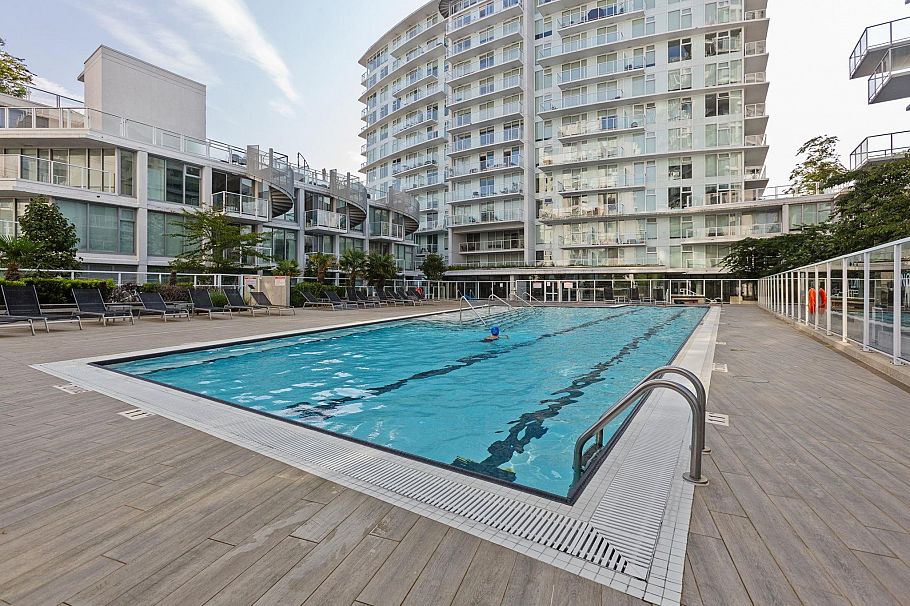 503 4638 Gladstone Street Vancouver, BC - 17