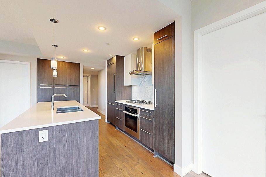 408 677 W 41st Avenue Vancouver, BC - 11