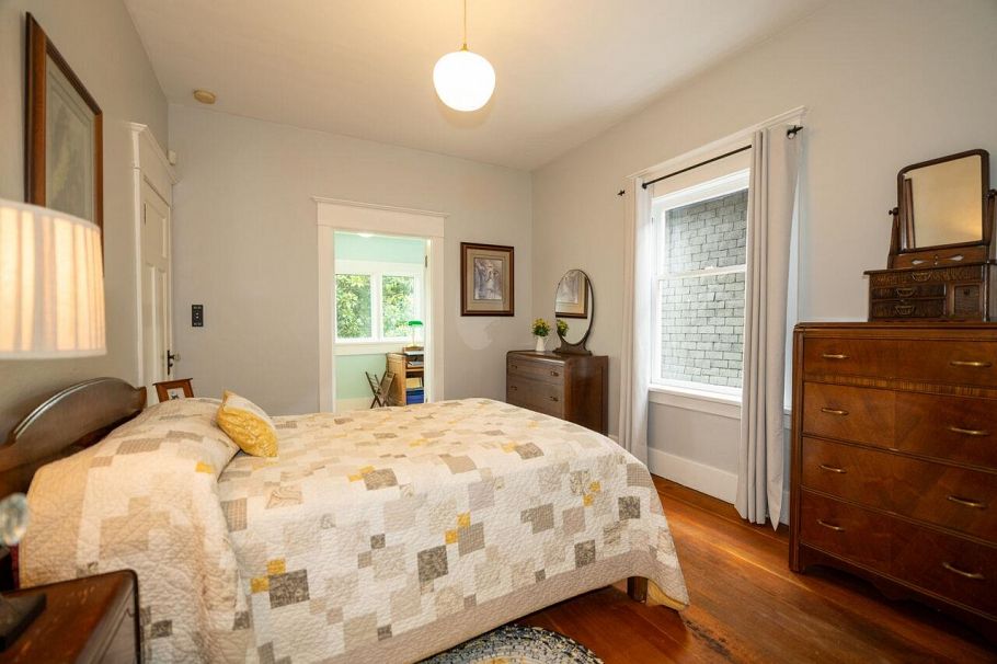 2659 Oxford Street Vancouver, BC - 22