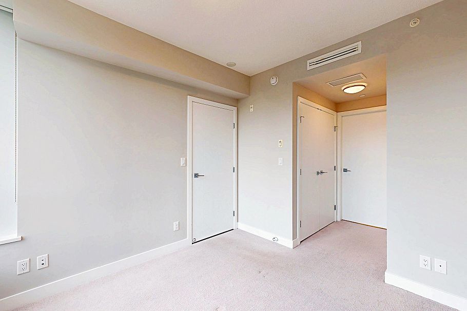 408 677 W 41st Avenue Vancouver, BC - 32