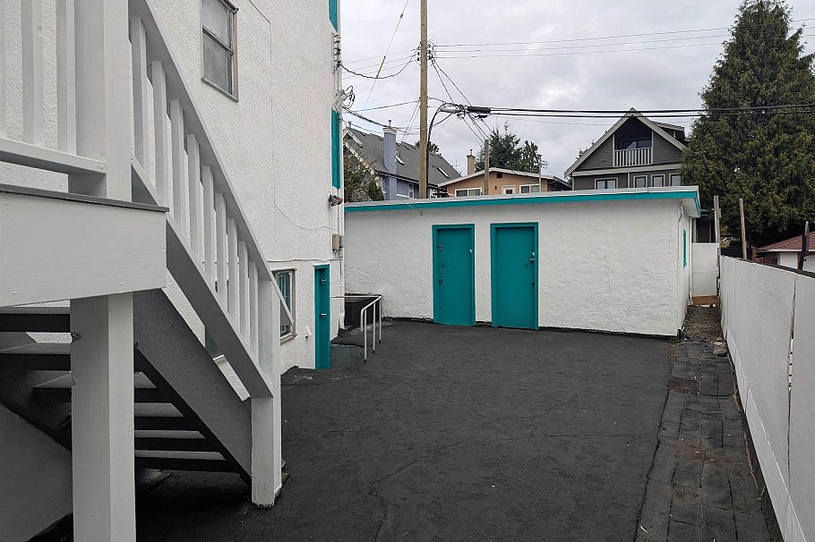 2984 Clark Drive Vancouver, BC - 7