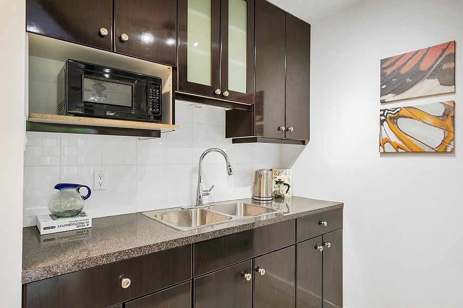 904 2012 Fullerton Avenue North Vancouver, BC - 3