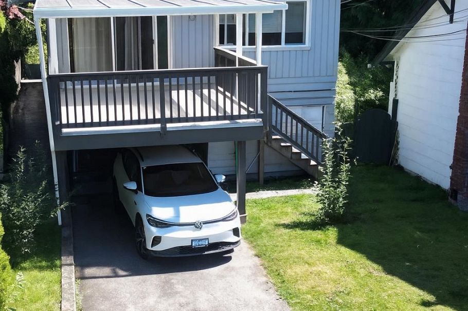 1949 Mahon Avenue North Vancouver, BC - 21