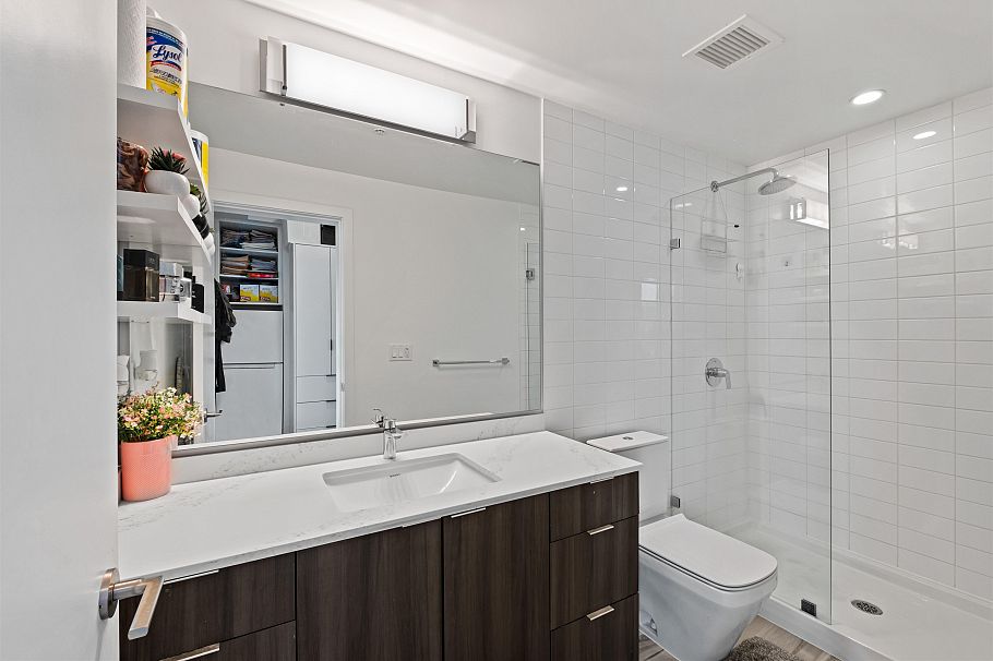 505 725 Marine Drive North Vancouver, BC - 18