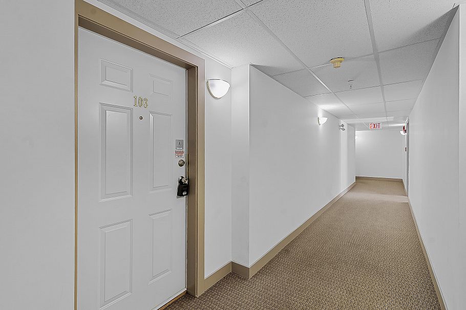 103 3624 Fraser Street Vancouver, BC - 25