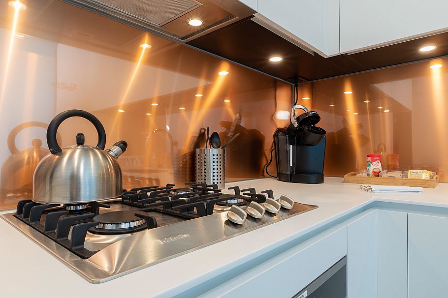 2010 1480 Howe Street Vancouver, BC - 13