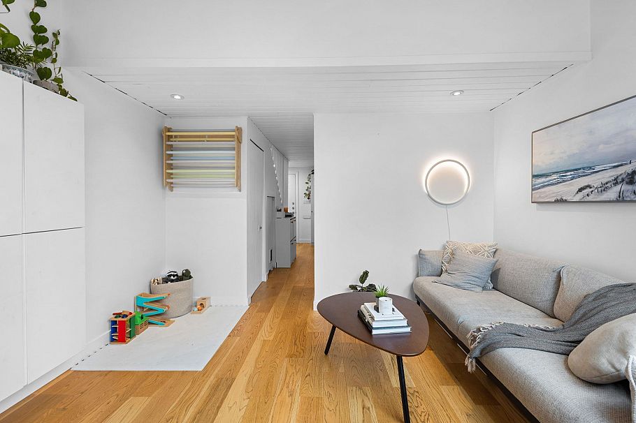 212 1045 W 8th Avenue Vancouver, BC - 5