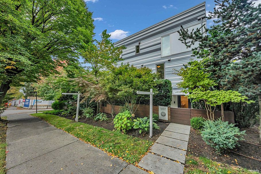 1407 East 1st Street Vancouver, BC - 10