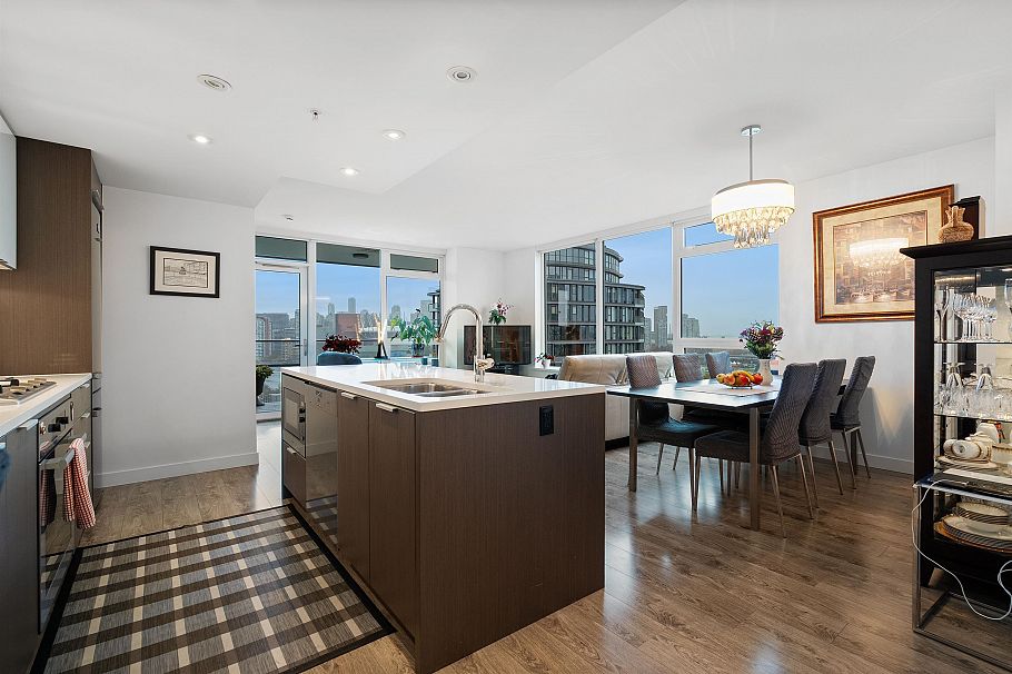 1605 110 Switchmen Street Vancouver, BC - 4