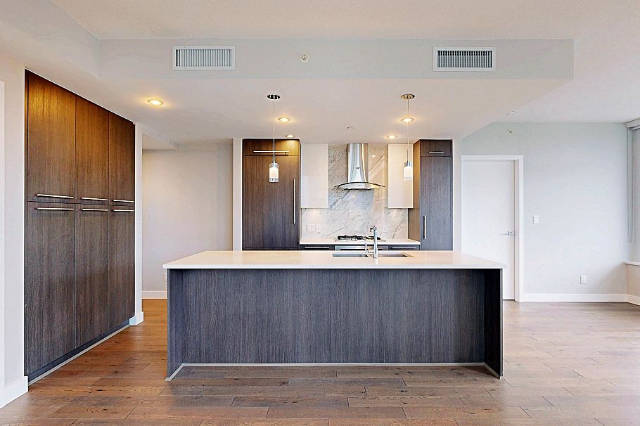 408 677 W 41st Avenue Vancouver, BC - 8