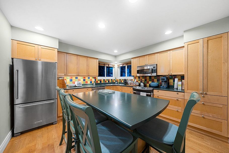 2380 Mackay Avenue North Vancouver, BC - 7