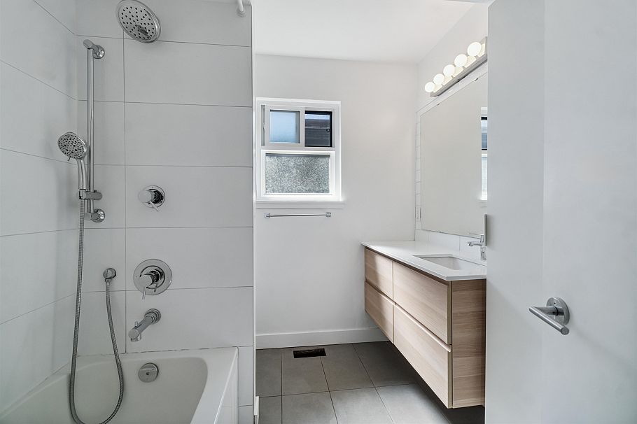 1825 Skeena Street Vancouver, BC - 17