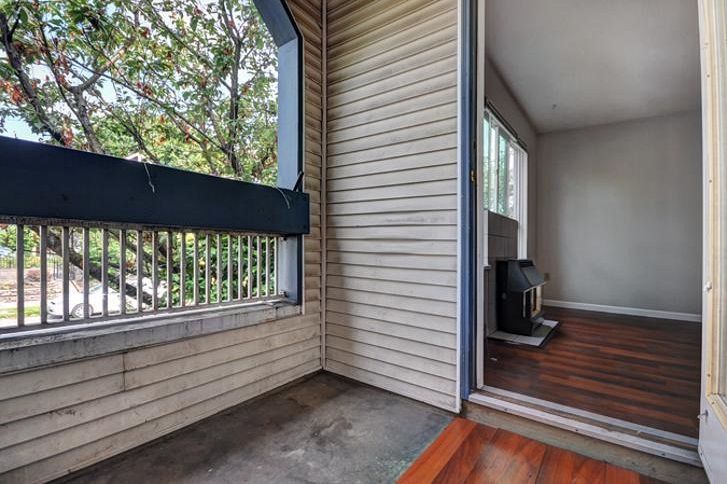 202 1641 WOODLAND DRIVE, Vancouver BC V5L 3S9 Vancouver, BC - 8