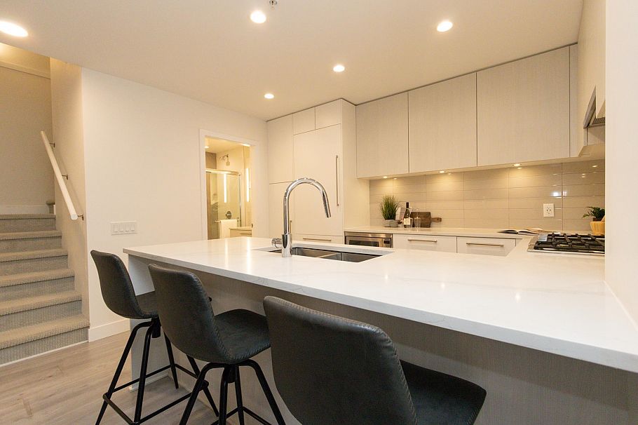 267 2035 Glenaire Drive North Vancouver, BC - 10