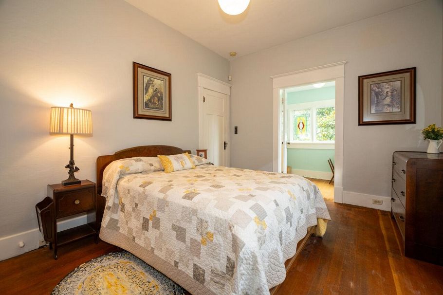 2659 Oxford Street Vancouver, BC - 23