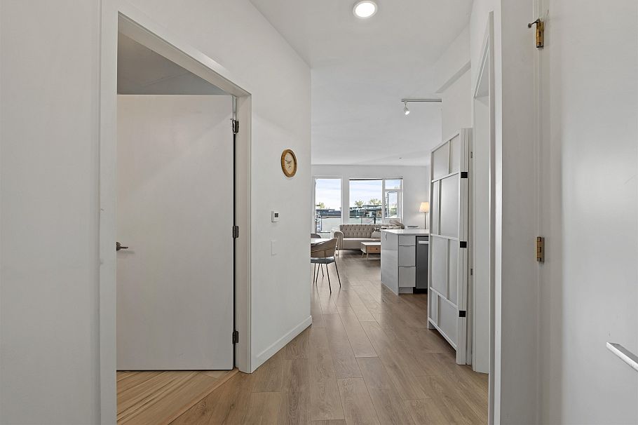 505 725 Marine Drive North Vancouver, BC - 16