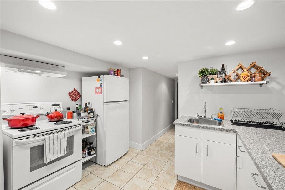 2029 Graveley Street Vancouver, BC - 34