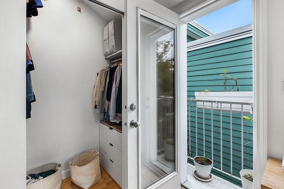 212 1045 W 8th Avenue Vancouver, BC - 14