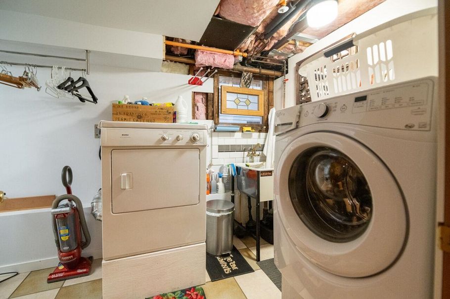 2659 Oxford Street Vancouver, BC - 34