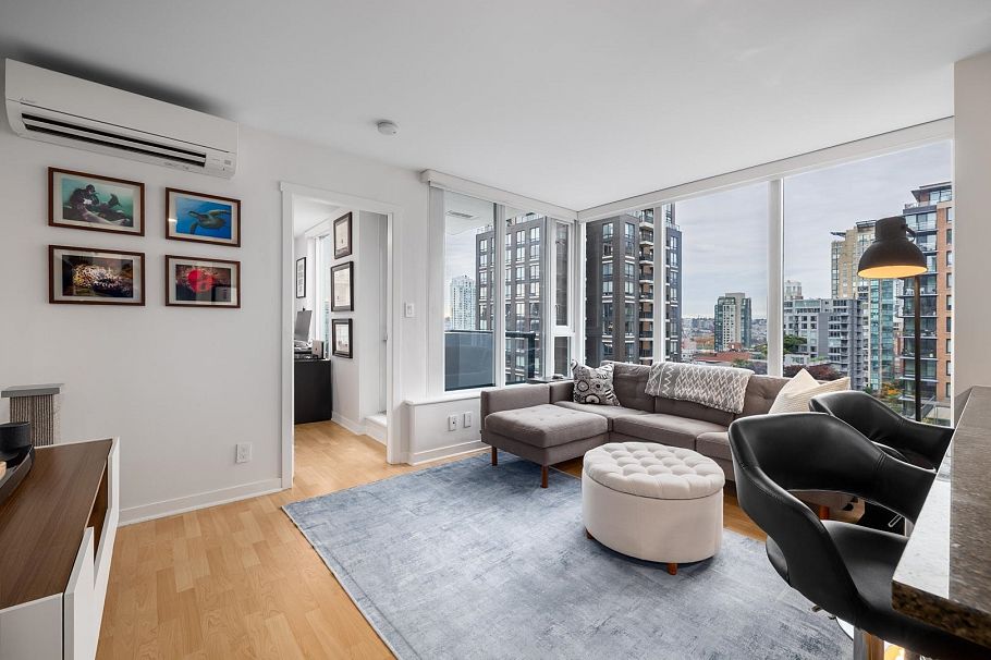 1107 1010 Richards Street Vancouver, BC - 2