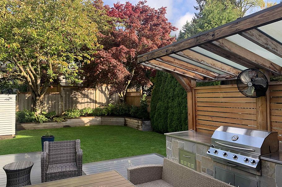 1076 Clements Avenue North Vancouver, BC - 31