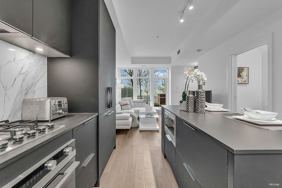 118 2070 Curling Road North Vancouver, BC - 11