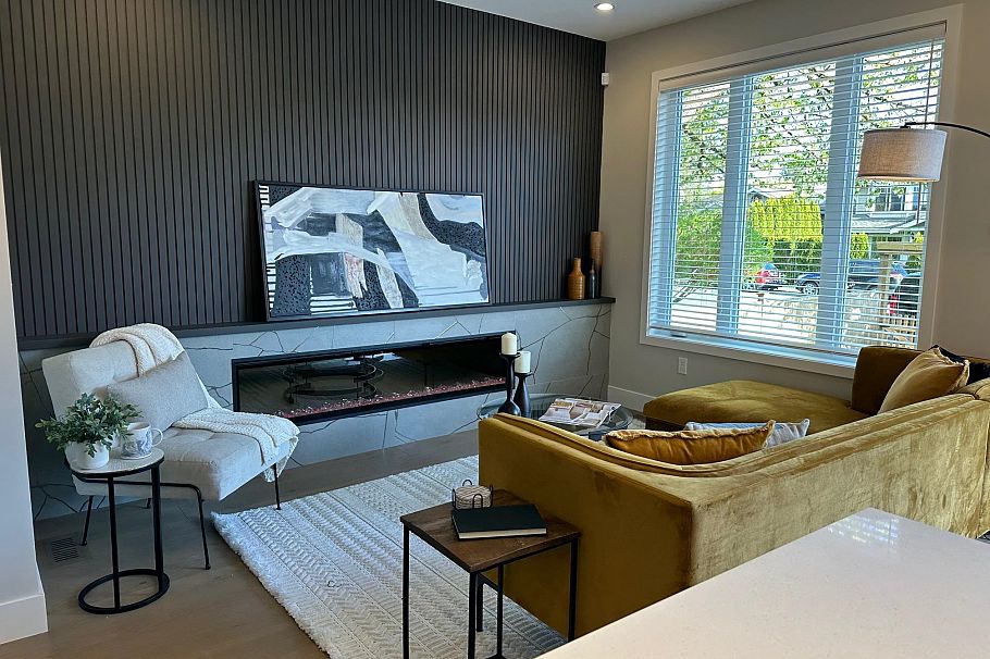 344 E 17th Street North Vancouver, BC - 5