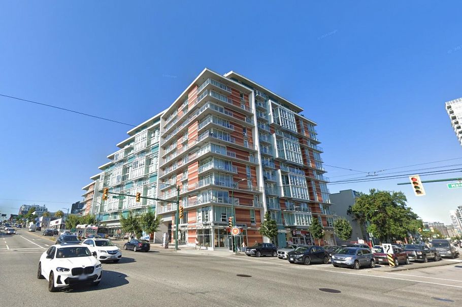 727 180 E 2nd Avenue Vancouver, BC - 1
