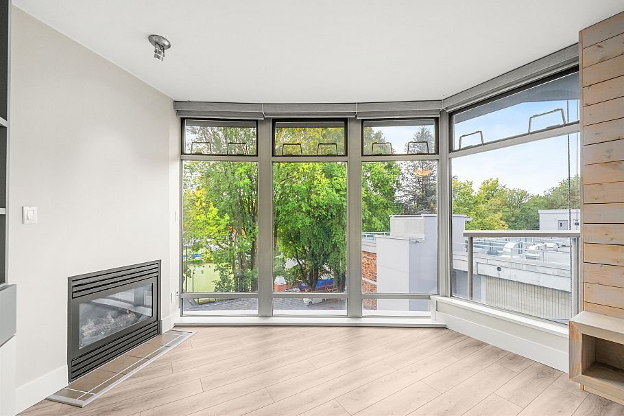 602 2965 Fir Street Vancouver, BC - 2