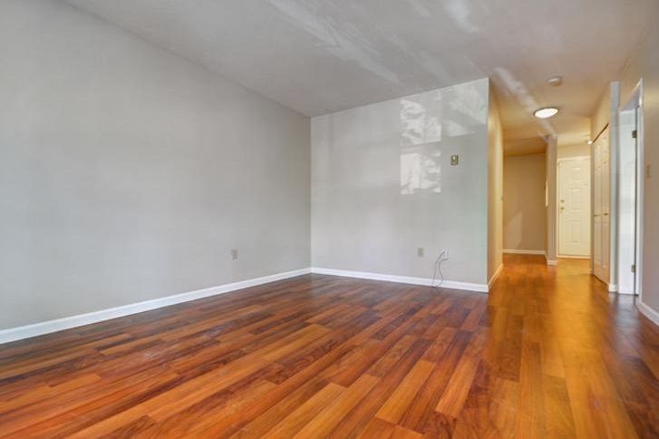 202 1641 WOODLAND DRIVE, Vancouver BC V5L 3S9 Vancouver, BC - 6