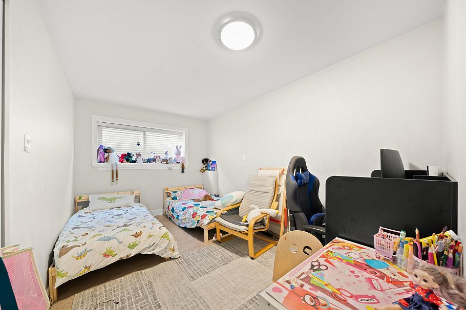 2333 Kirkstone Road North Vancouver, BC - 31