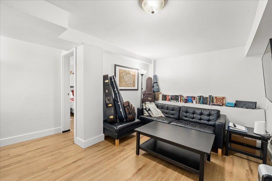 2029 Graveley Street Vancouver, BC - 37