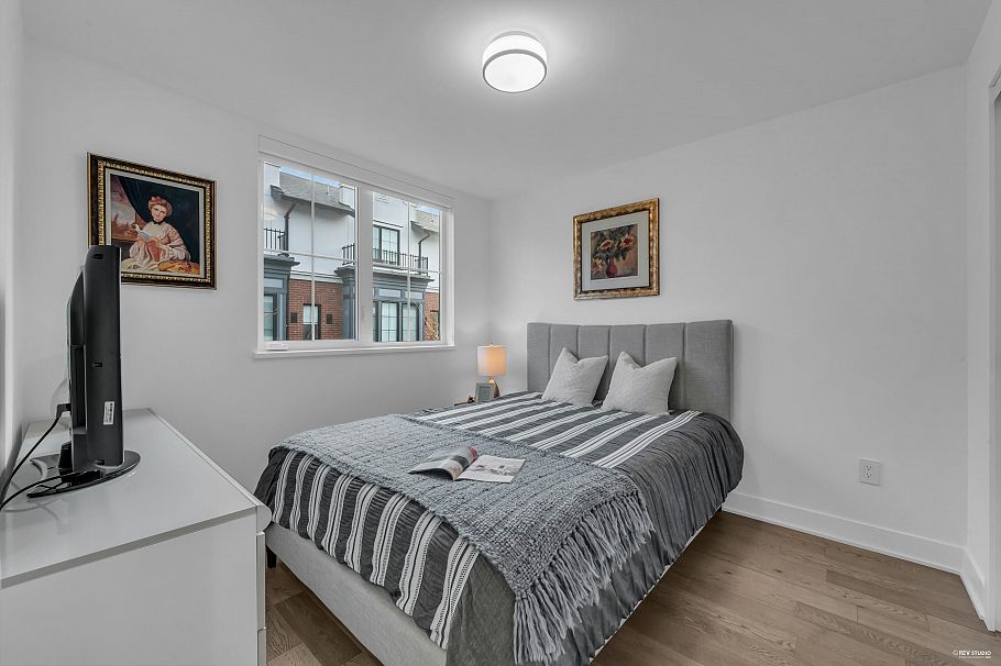 118 2070 Curling Road North Vancouver, BC - 20