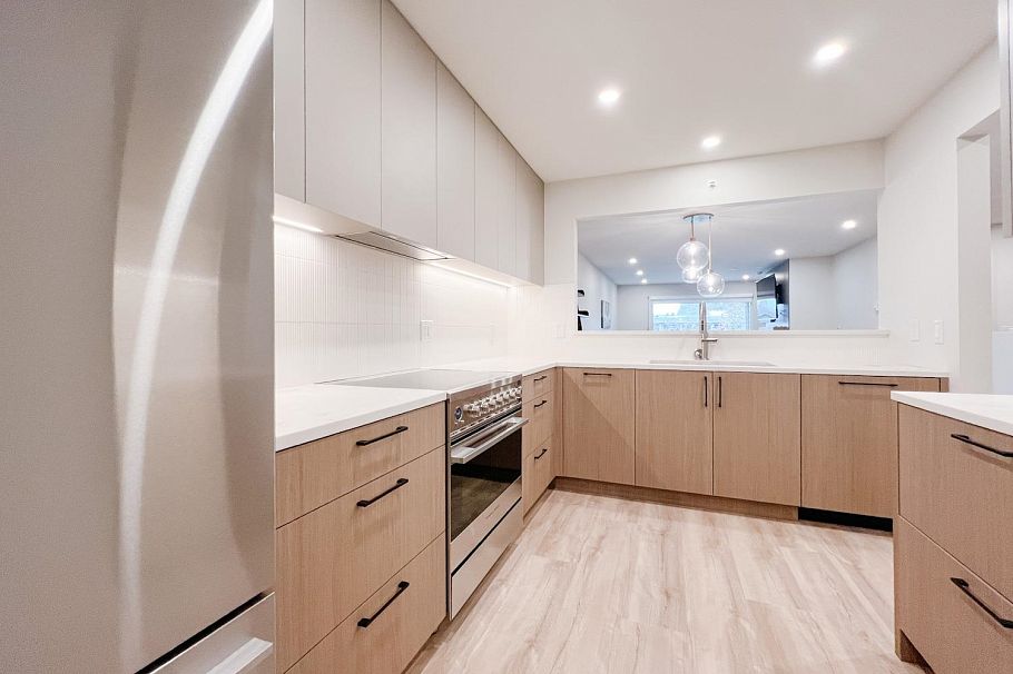 403 1050 BOWRON COURT, North Vancouver BC V7H 2X6 North Vancouver, BC - 1