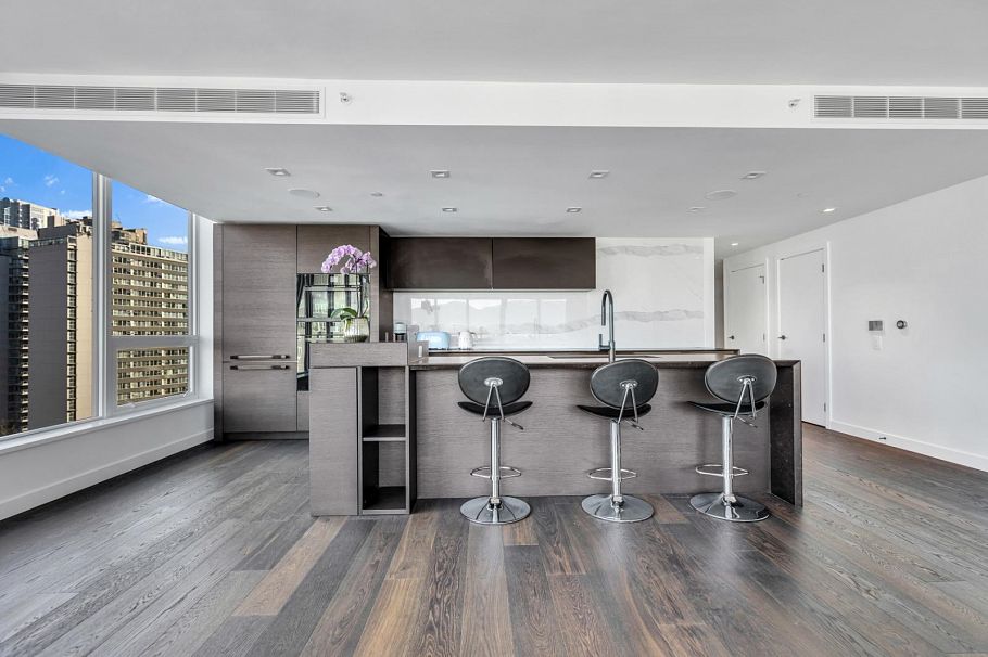 150X 620 CARDERO STREET, Vancouver BC V6G 3H7 Vancouver, BC - 2