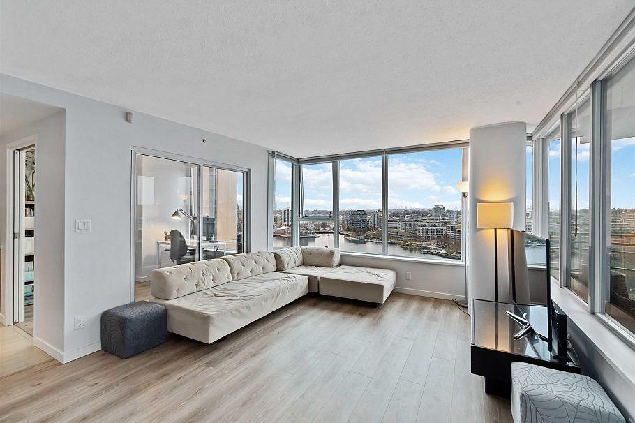 2303 33 Smithe Street Vancouver, BC - 5