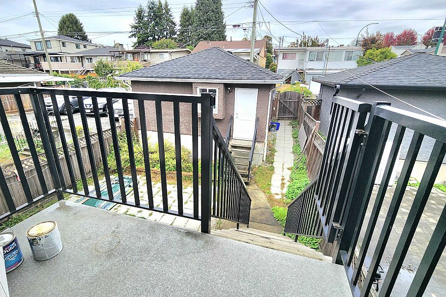 Main+up 1391 E 61 AVENUE, Vancouver BC V5X 2C8 Vancouver, BC - 14