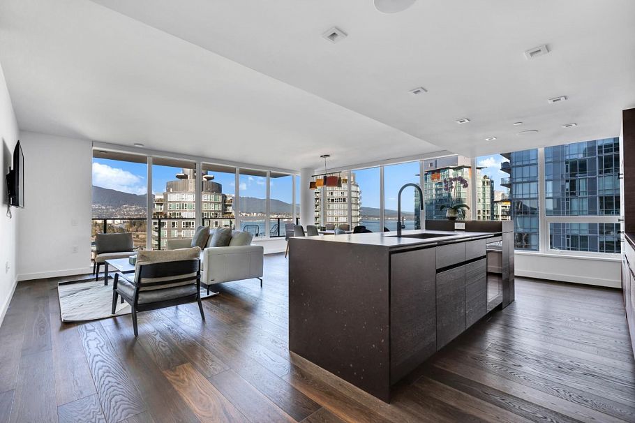 150X 620 CARDERO STREET, Vancouver BC V6G 3H7 Vancouver, BC - 3