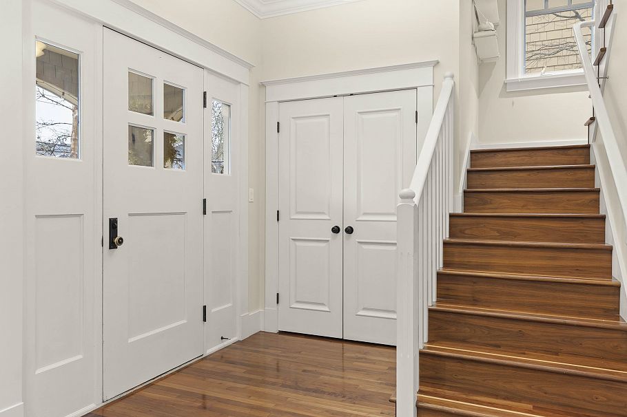 3540 W 5th Avenue Vancouver, BC - 7