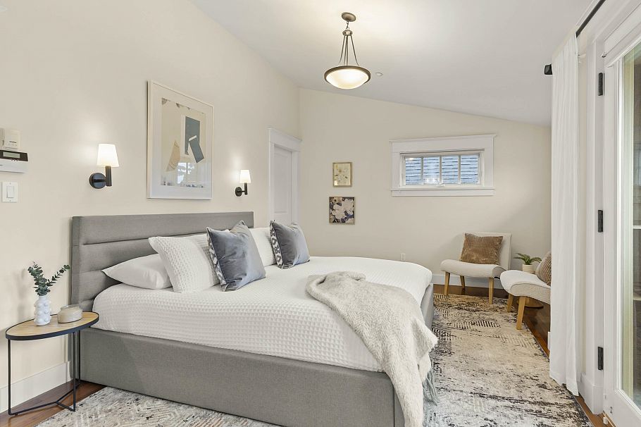 3540 W 5th Avenue Vancouver, BC - 26