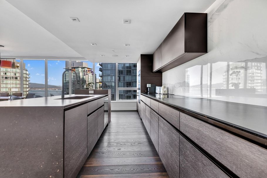 150X 620 CARDERO STREET, Vancouver BC V6G 3H7 Vancouver, BC - 6