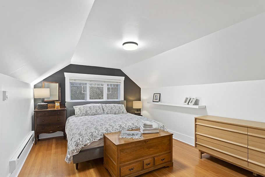 3716 W 30th Avenue Vancouver, BC - 25