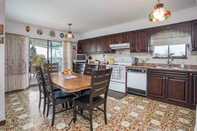 635 E Keith Road North Vancouver, BC - 6