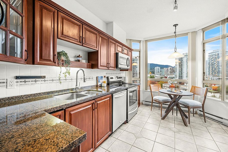 1201 160 W Keith Road North Vancouver, BC - 10